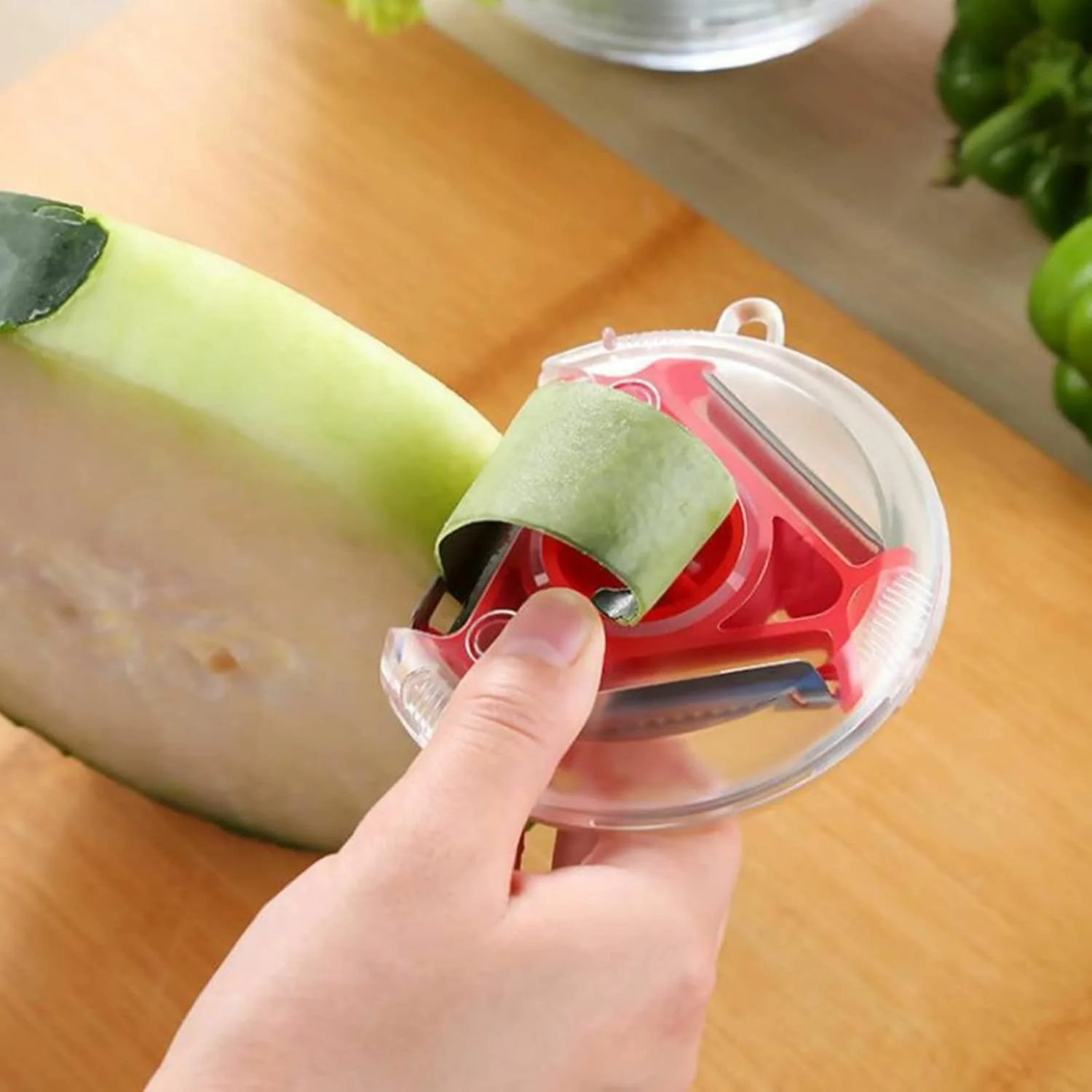 3-in-1 Vegetable Peeler Shredder Kitchen Tool - Image 4