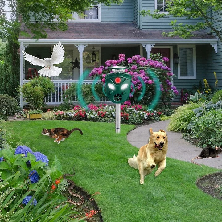 360° Solar Ultrasonic Animal Repeller - Image 5