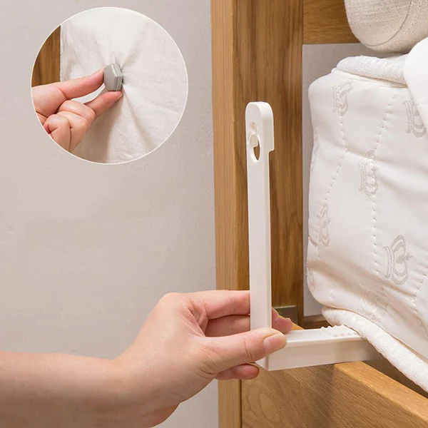 Bed Sheet Grippers Clip Set - Image 2
