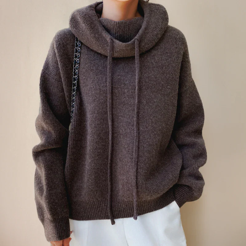 Turtleneck Sweater Made of Merino Wool for Women - Image 3