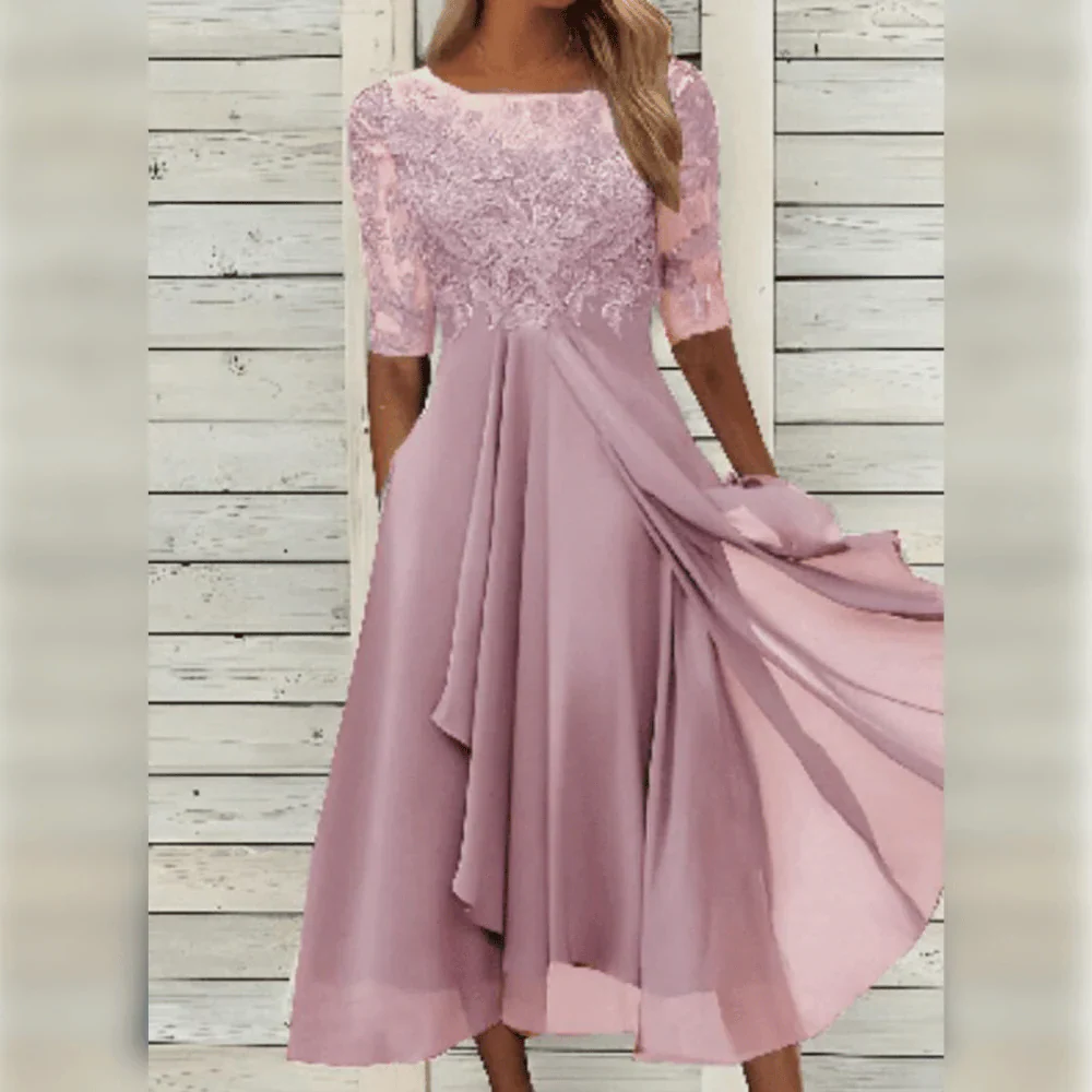 Chic and Comfortable Dress - Image 4