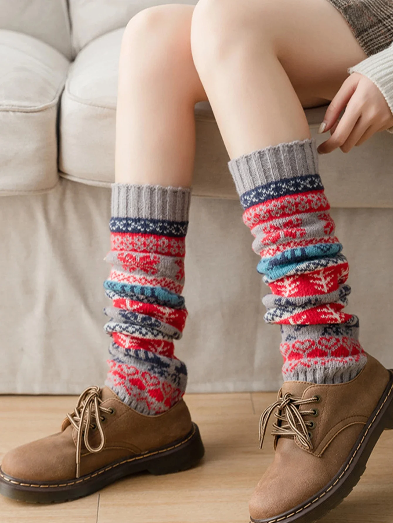 Cozy Knit Leg Warmer for Fall and Winter - Image 5