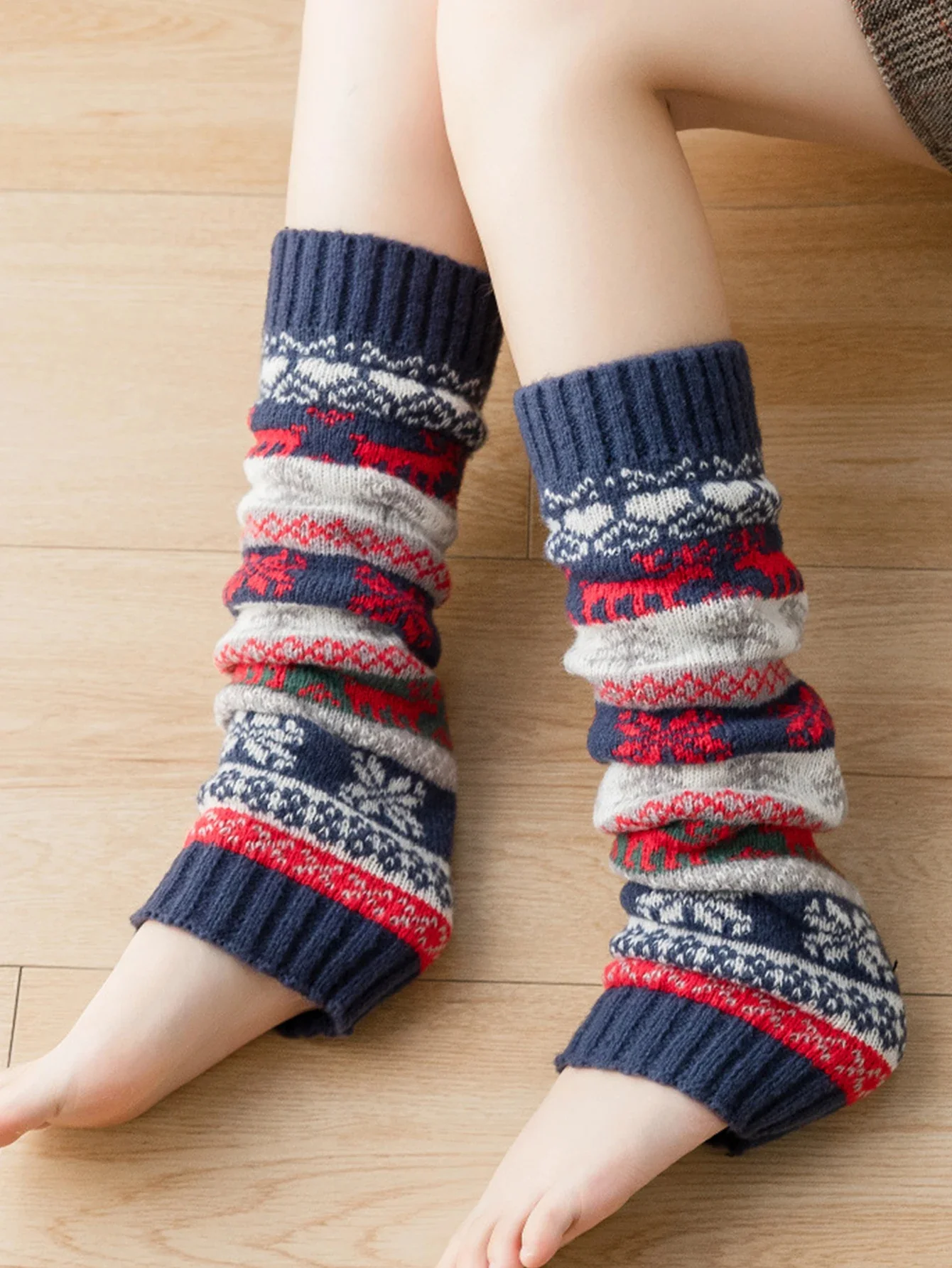 Cozy Knit Leg Warmer for Fall and Winter - Image 8