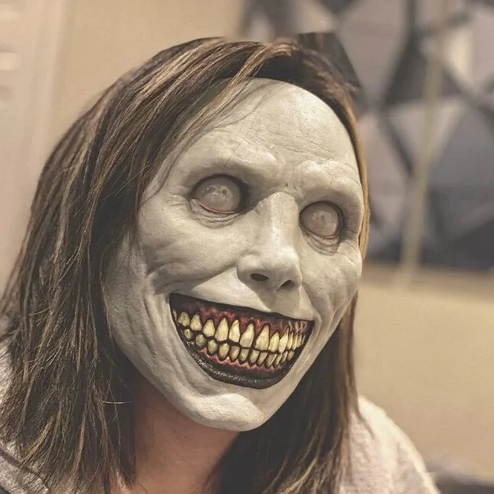 Creepy Smiling Face Evil Mask - Creepy White Eyed Demon Smiling Mask - Image 3