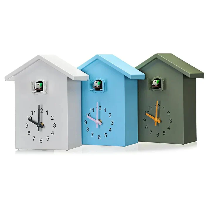 Cuckoo Clock with Decorative Design - Image 6