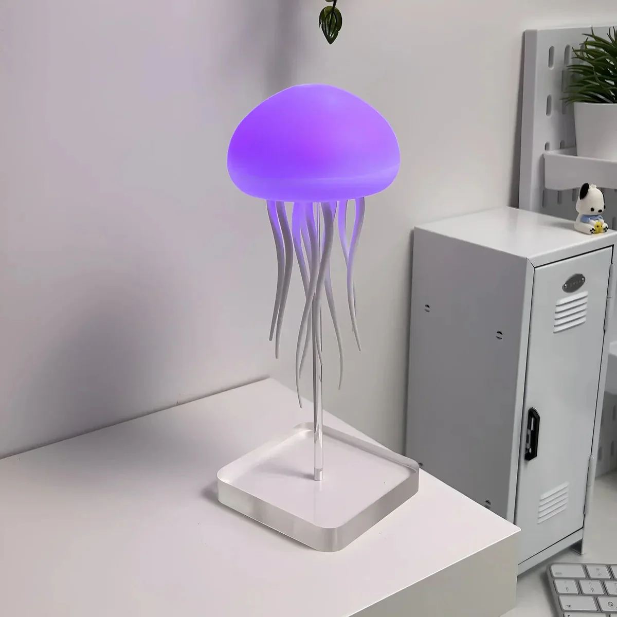 Dancing Jellyfish Lamp - Image 4