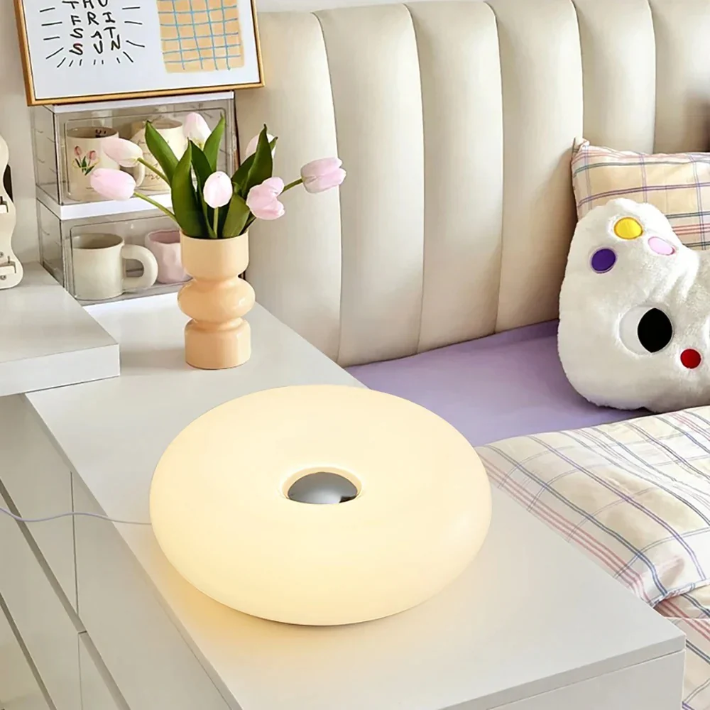 Donut LED Touch Lamp - Image 4