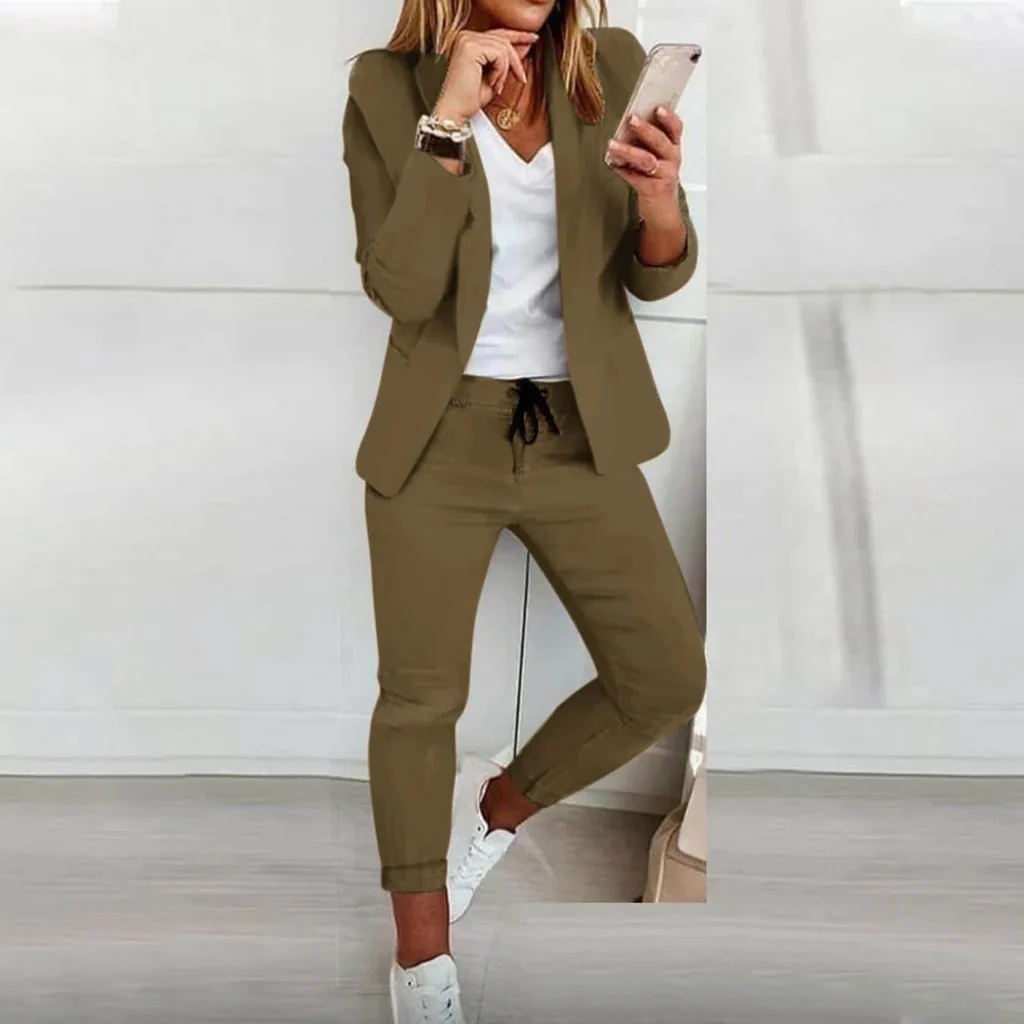 Elegant and Comfortable Blazer Set - Image 7