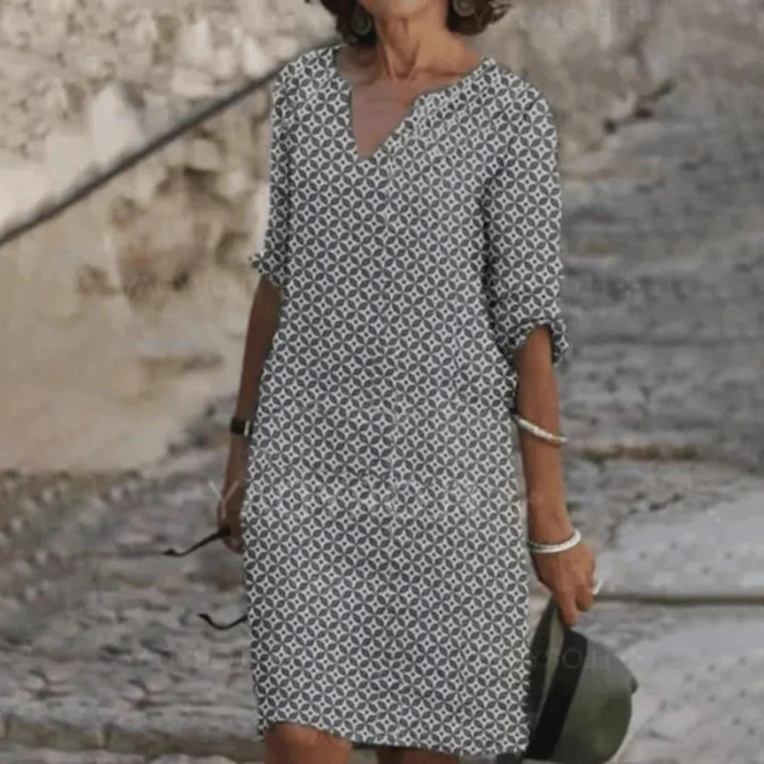 Elegant and Comfortable Dress - Image 3