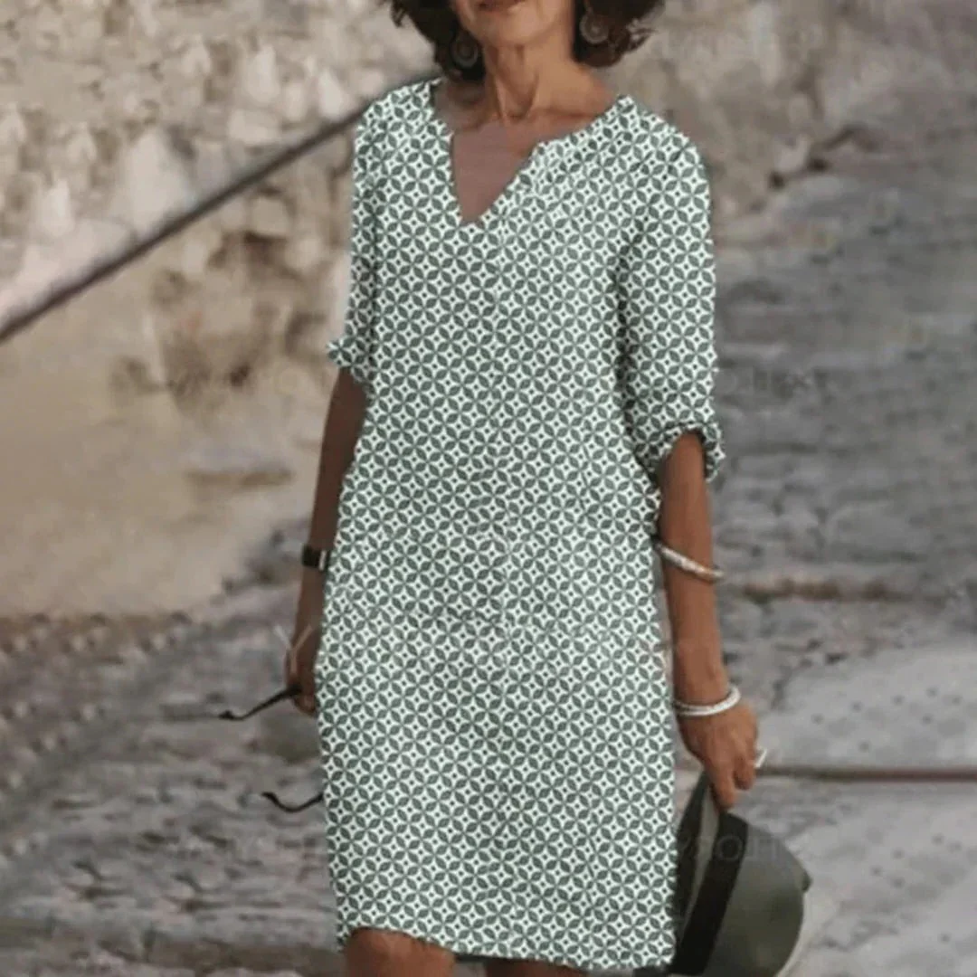 Elegant and Comfortable Dress - Image 4