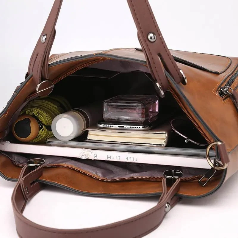 Elegant Leather Bag - Image 6