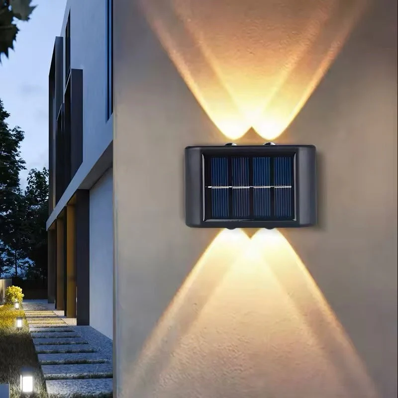 Energy-efficient LED solar outdoor wall light - Image 2