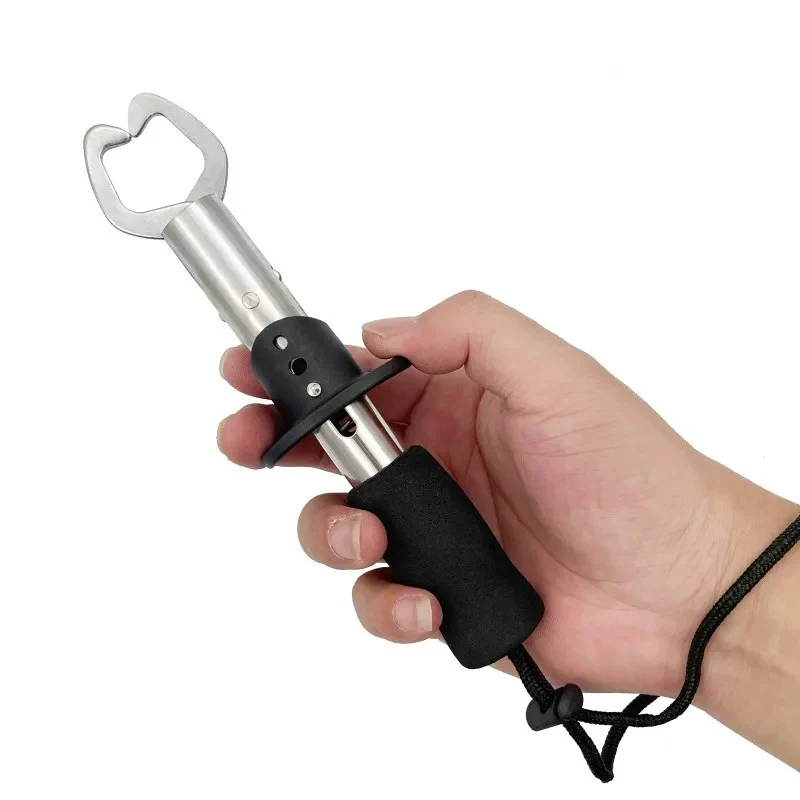 Fish Lip Gripper Pliers - Image 4