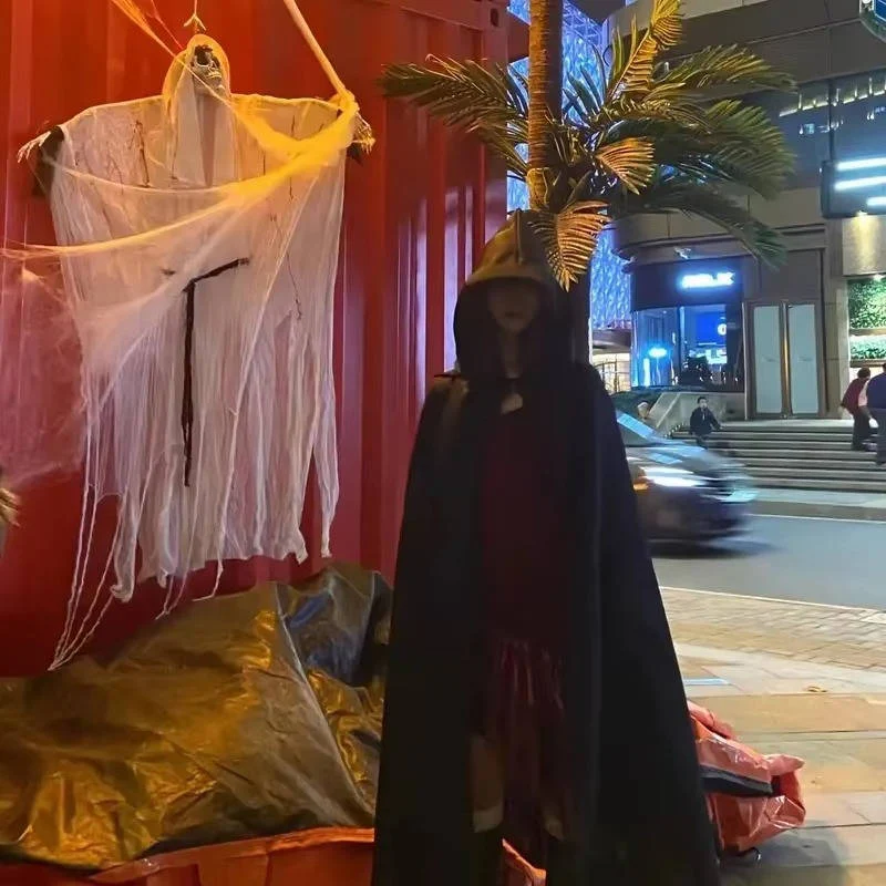 Hooded Horror Halloween Costumes - Image 7