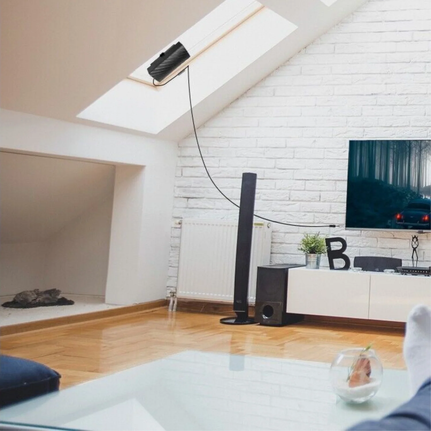 Indoor HDTV Satellite Antenna – Clear and Powerful Reception - Image 4