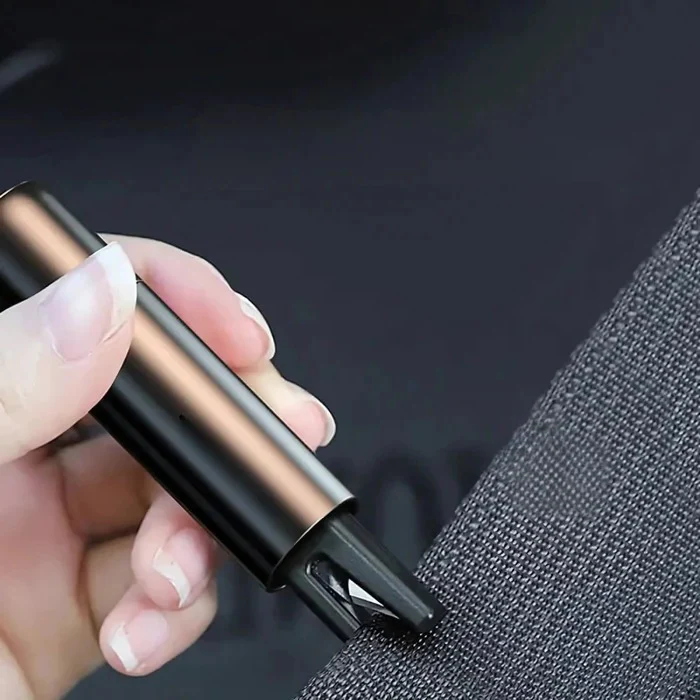 Car Escape Tool for Emergencies - Image 3