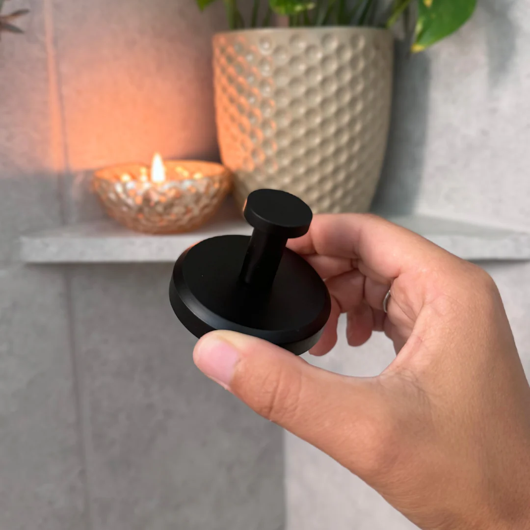 Instant Grip Suction Hooks - Image 12