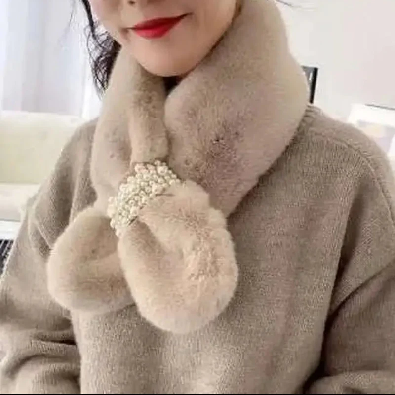 Luxury Faux Fur Pearl Winter Scarf - Image 6