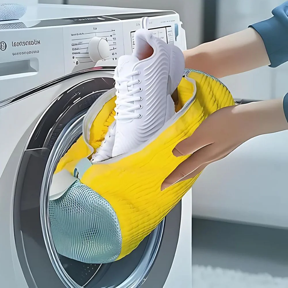 Machine Washable Sneakers Shoe Protector Washing Mesh Bag - Image 4