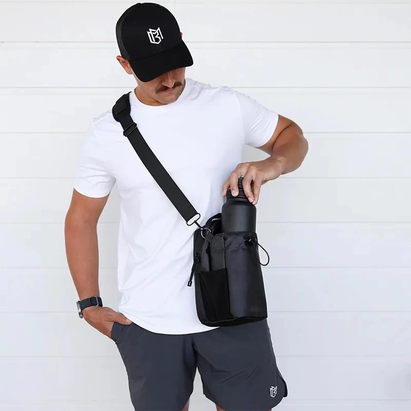 Magnetic Multi-Way Fitness Water Bottle Bag - Image 3