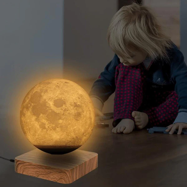 Magnetically Levitated Lunar Lamp - Image 3