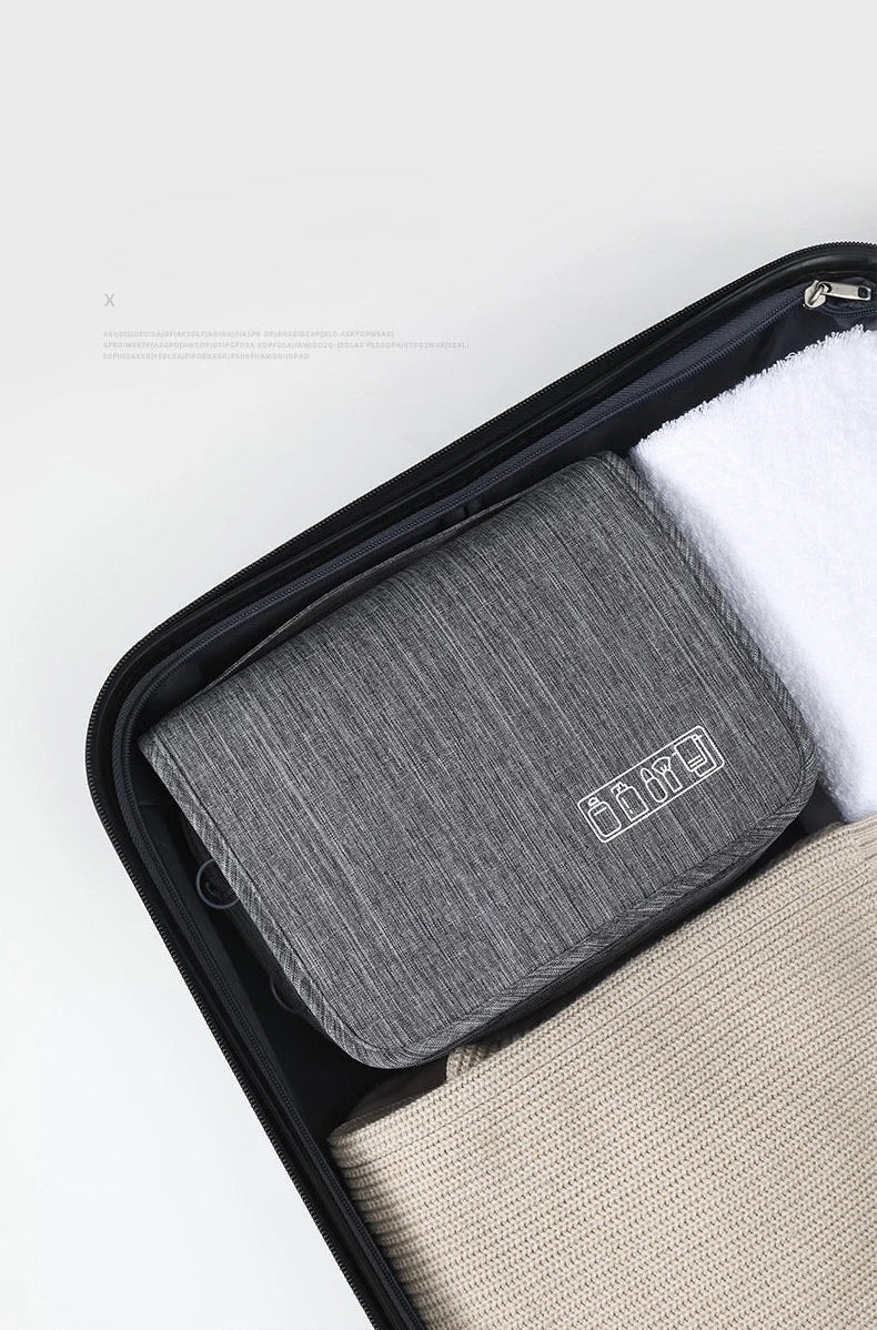Men's Hanging Toiletry Bag - Image 3