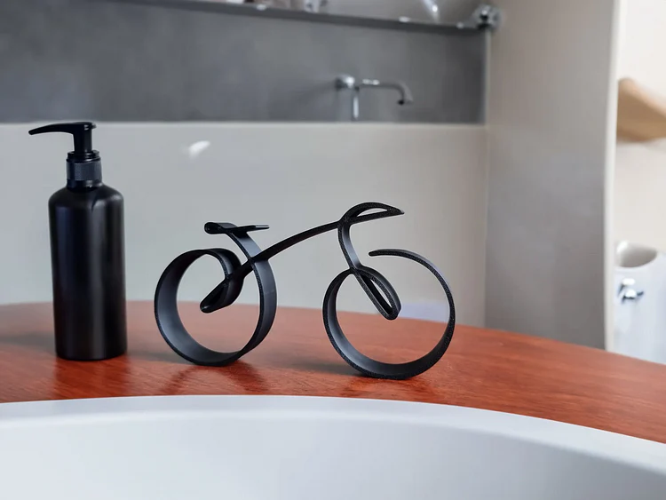Minimalistic Bicycle Sculpture Wire Framed Style - Image 4