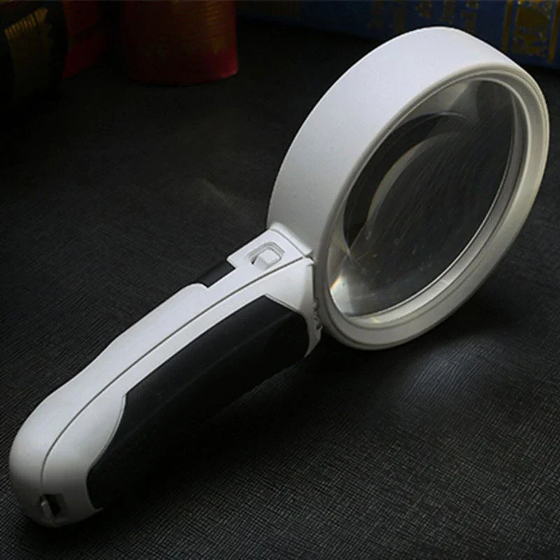 LED Lighted Magnifying Glass – Handheld Reading Magnifier for Books & Small Print - Image 3