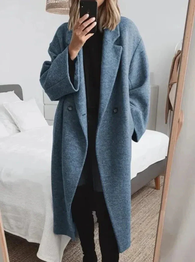 Oversized women's cashmere coat with lapel collar - Image 2