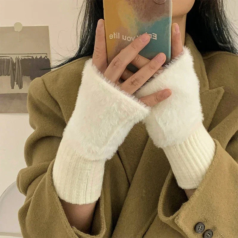 Plush Cozy Fingerless Gloves for Women - Image 6