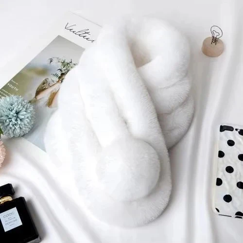 Plush Faux Fur Winter Scarf - Image 2