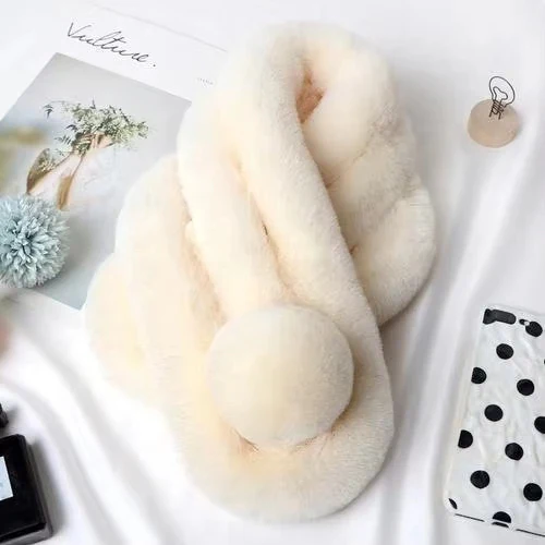 Plush Faux Fur Winter Scarf - Image 4
