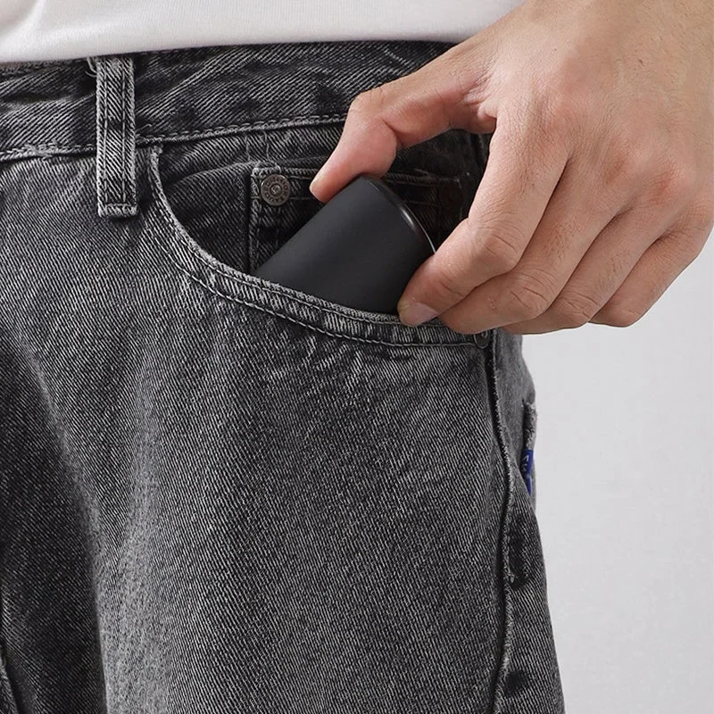 Pocket Size Washable Electric Razor - Image 4