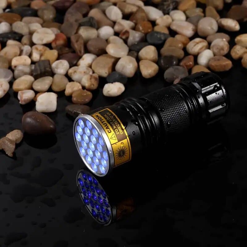 Powerful 21 LED pocket UV lamp - Image 5