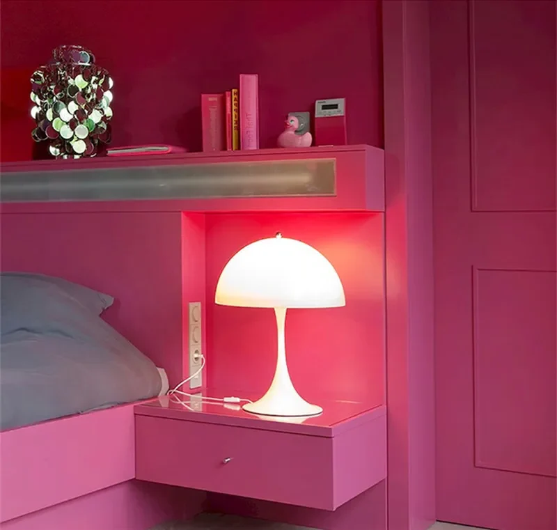 Retro Danish Table Lamp - Iconic Mushroom Design for Modern Spaces - Image 6