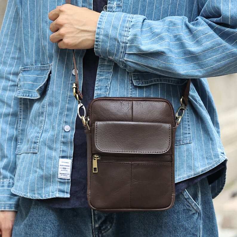 Small Shoulder Bag Made Of Leather For Men - Image 5
