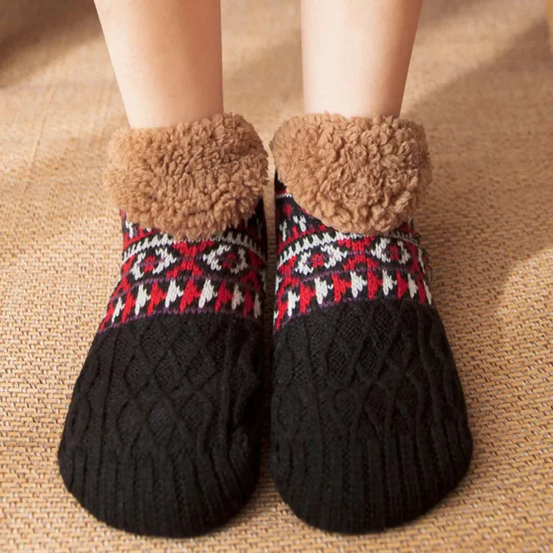 Snow Pattern Warm Socks for Winter - Image 7