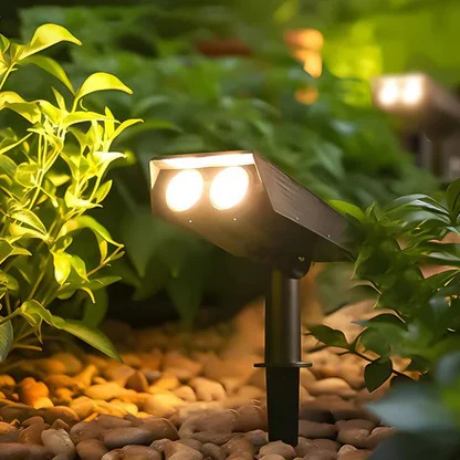 Solar LED Multi-Zoom Spot Light - Image 17