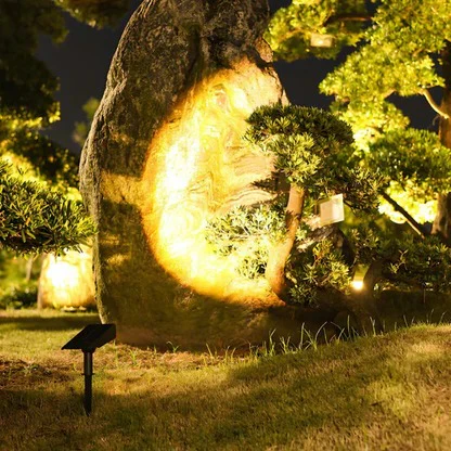 Solar LED Multi-Zoom Spot Light - Image 3