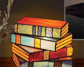 Books Lamp - Image 2
