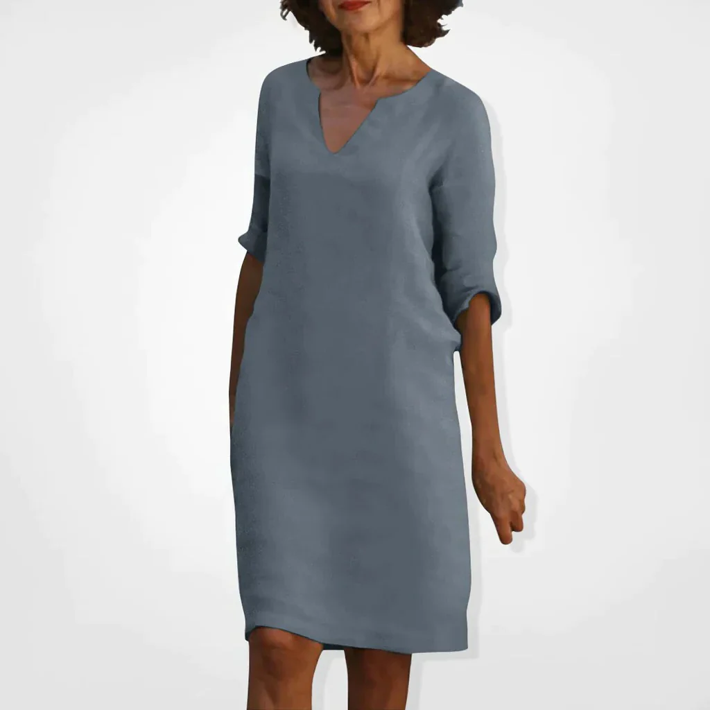 Summer Dress With V-Neck - Image 4