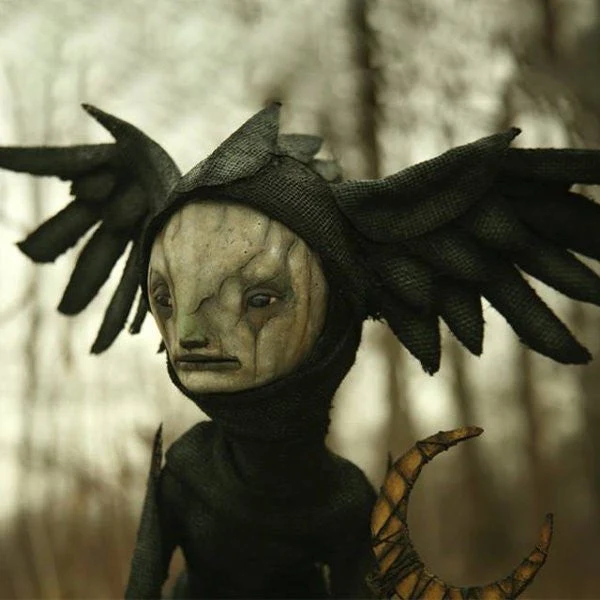 The Dark and Bizarre Art – Creepy Witch Sculptures(Halloween Decoration) - Image 3