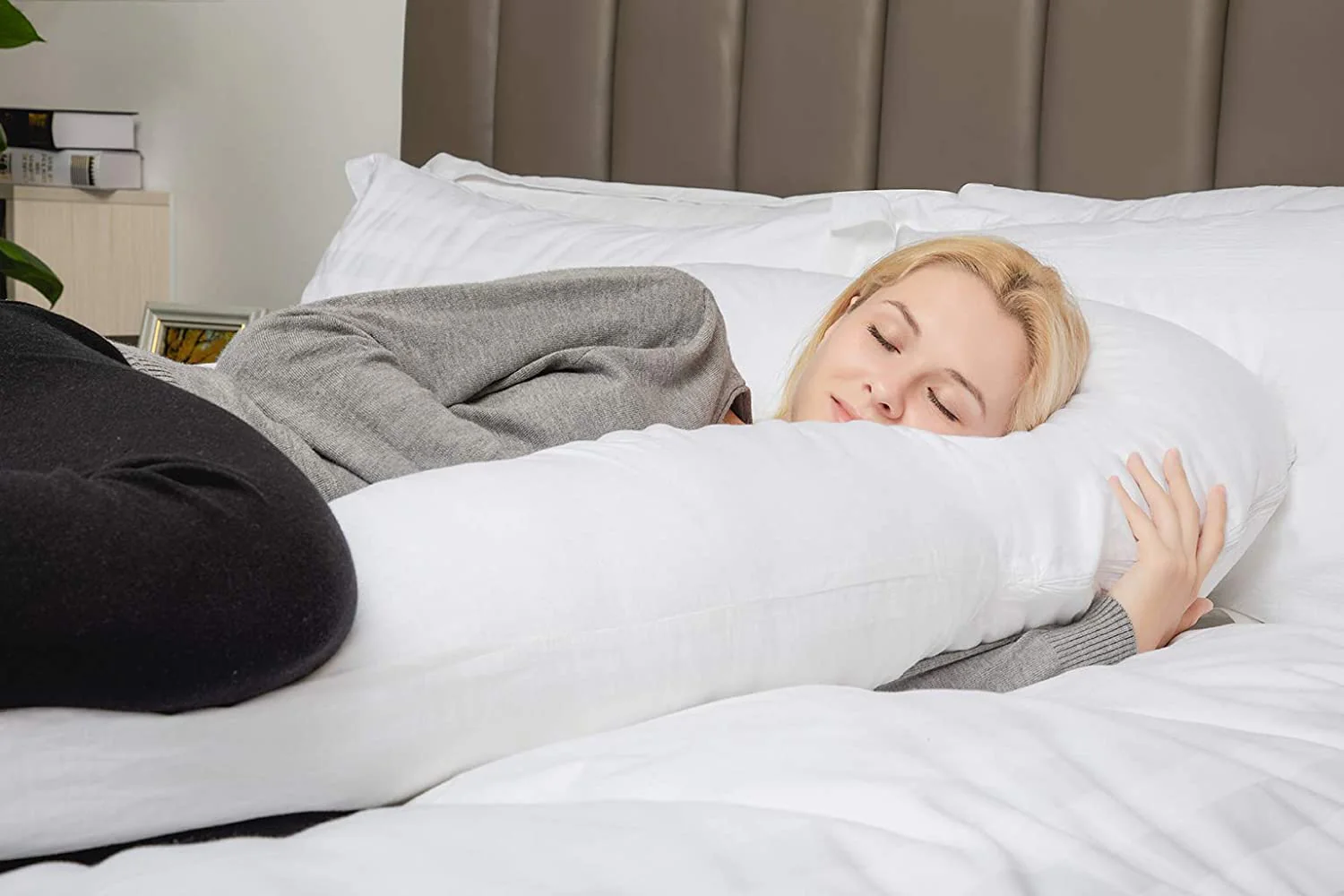 U-Shaped Full Body Pregnancy Maternity Pillow - Image 2