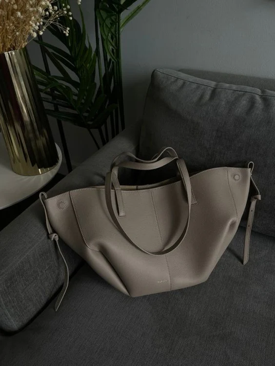Vintage women's tote bag | Spacious shoulder bag - Image 3