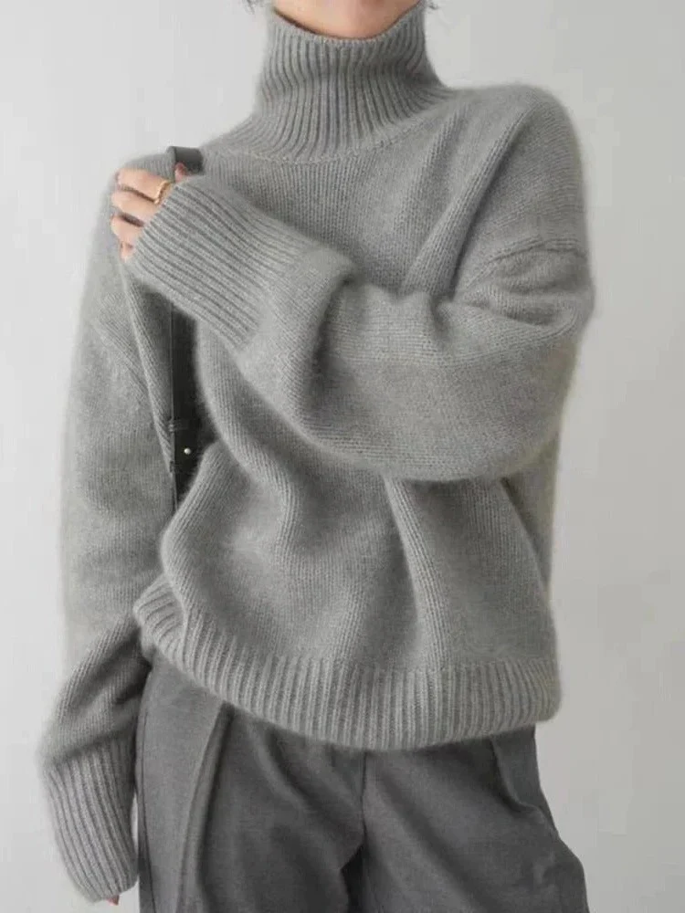 Warm and Comfortable Merino Wool Turtleneck Sweater - Image 2
