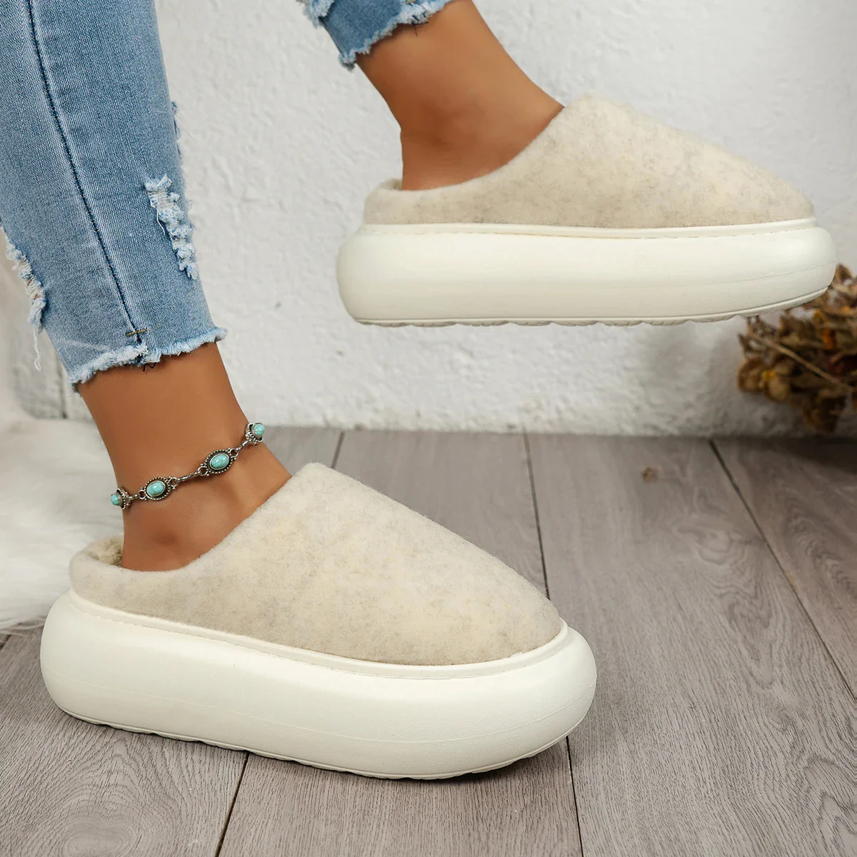 Warm Plush Indoor Winter Slippers for Women - Image 3
