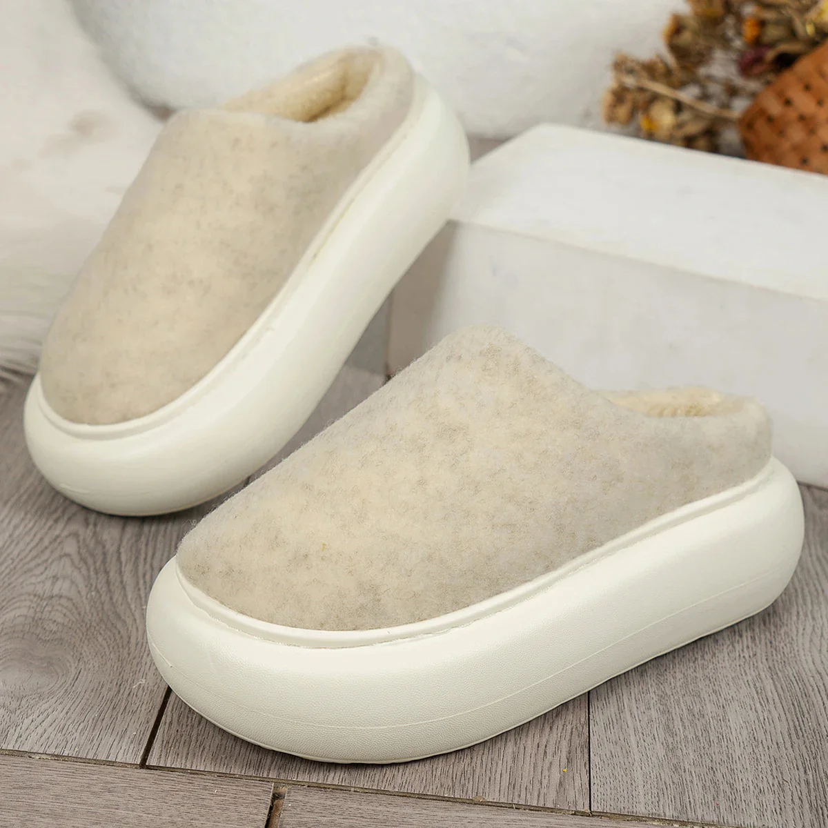 Warm Plush Indoor Winter Slippers for Women - Image 5