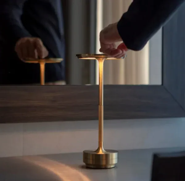 Wireless Table Lamp - Image 6
