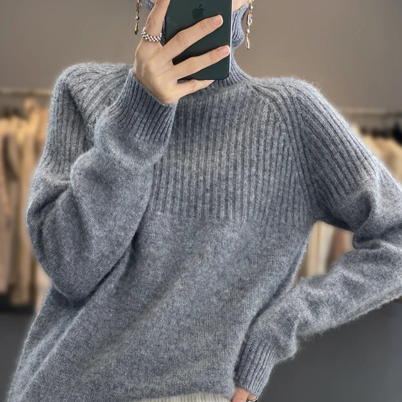 Women's Cashmere Sweater Turtleneck - Image 3