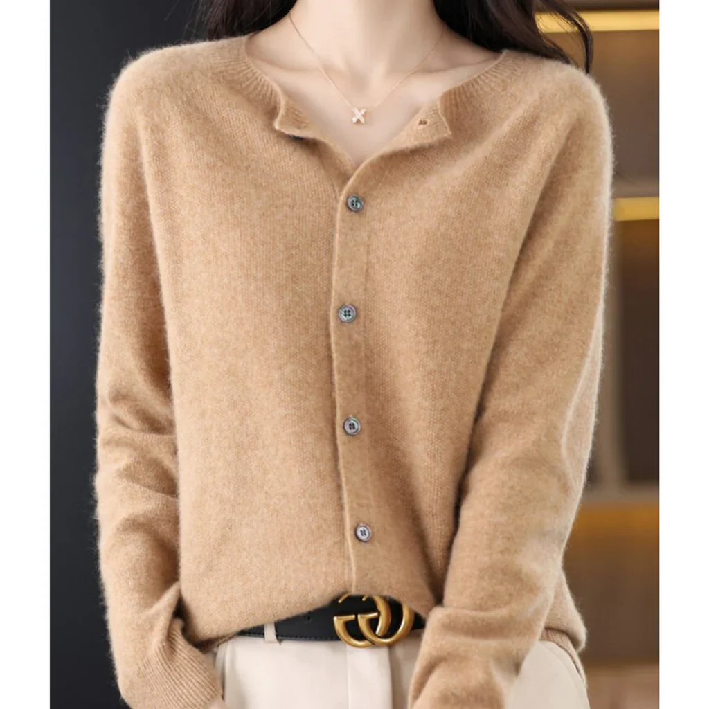 Women's round neck cardigan sweater - Image 11